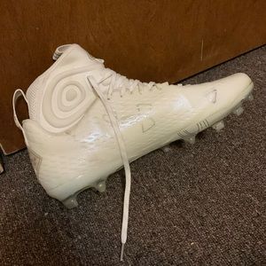 Under Armor, 13, White